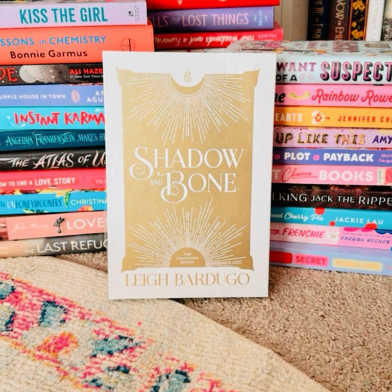 Shadow and Bone: the Collector's Edition