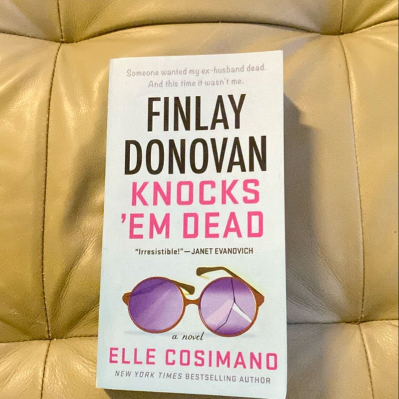 Finlay Donovan Knocks 'Em Dead