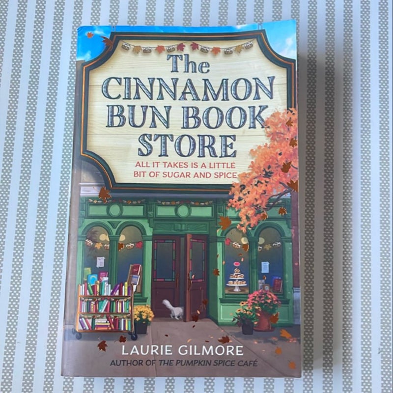 The Cinnamon Bun Book Store (Dream Harbor, Book 2)