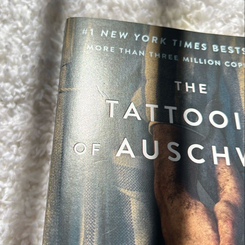 The Tattooist of Auschwitz [movie-Tie-in]