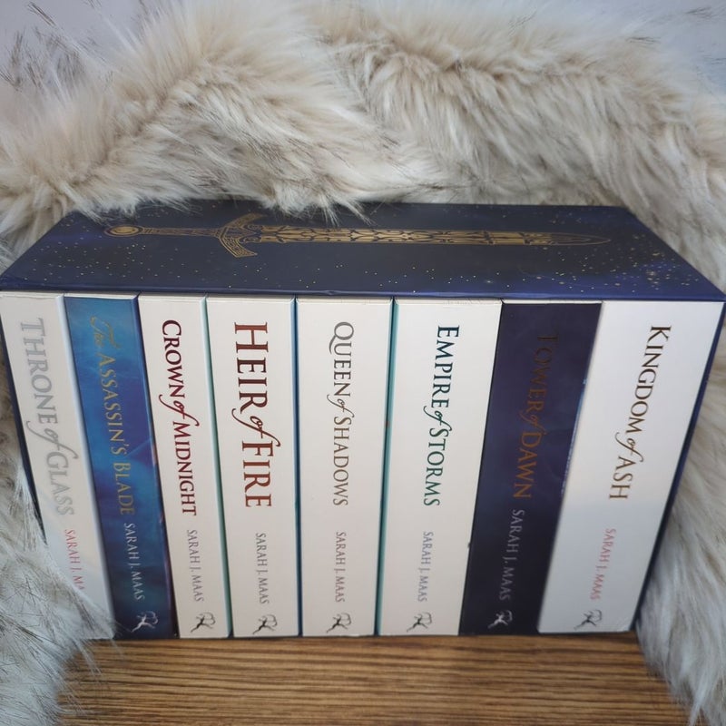 Throne of Glass Paperback Box Set