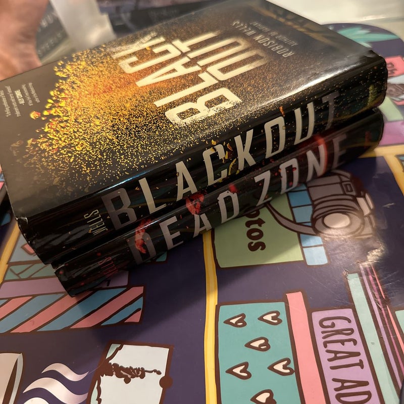 Blackout (2 Books) 