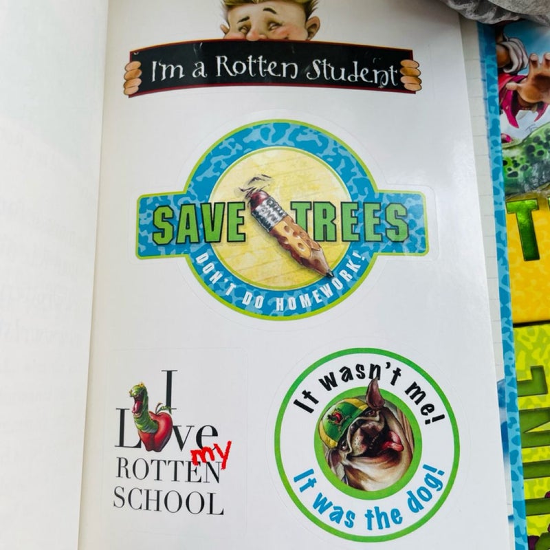 Rotten School Bundle-Lot of 4; The Big Blueberry Barf-Off, The Great Smelling Bee, The Good the Bad the Very Slimy, Lose Team Lose 