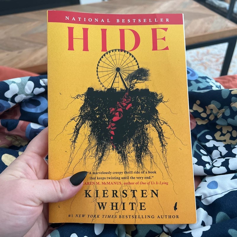 Hide by Kiersten White: 9780593359259