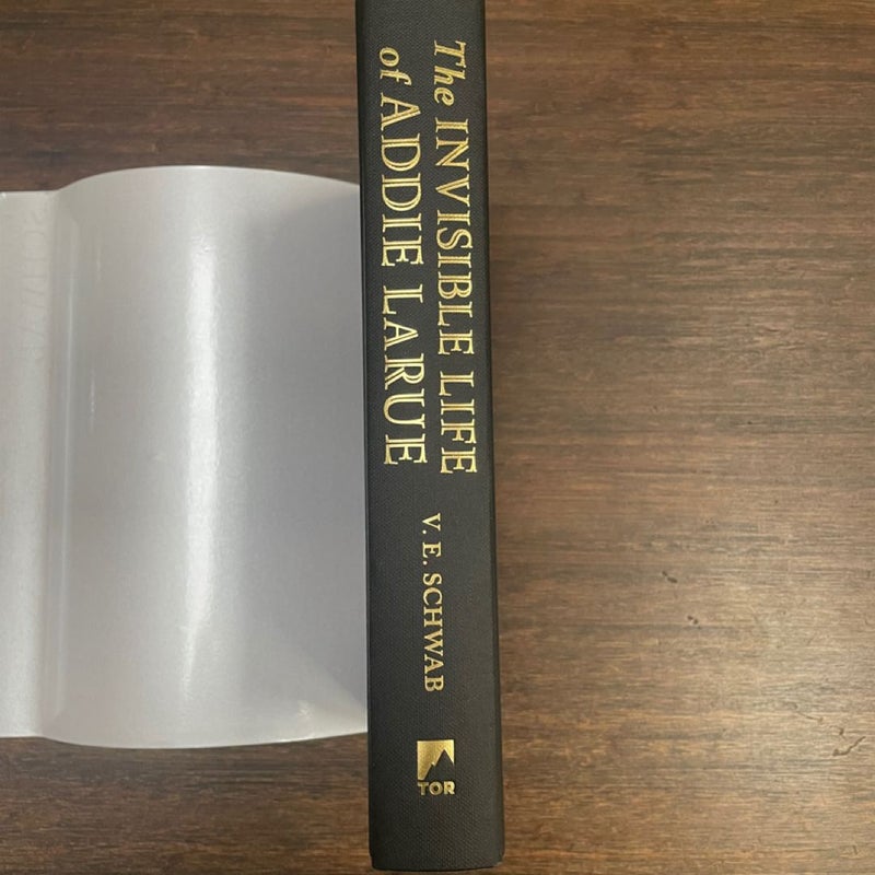 Collector’s Edition The Invisible Life of Addie LaRue