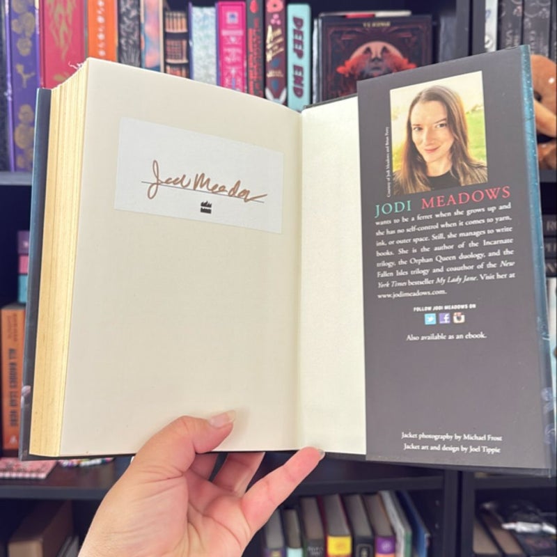 Before She Ignites (Owlcrate Edition with Signed Bookplate)