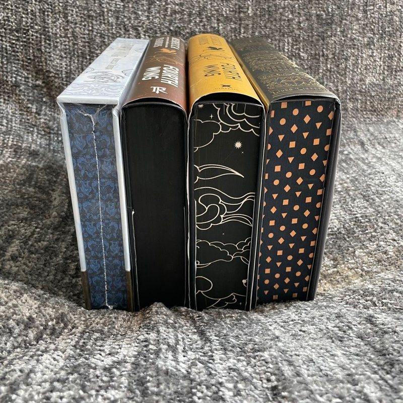 FOURTH WING SPECIAL EDITION BUNDLE!