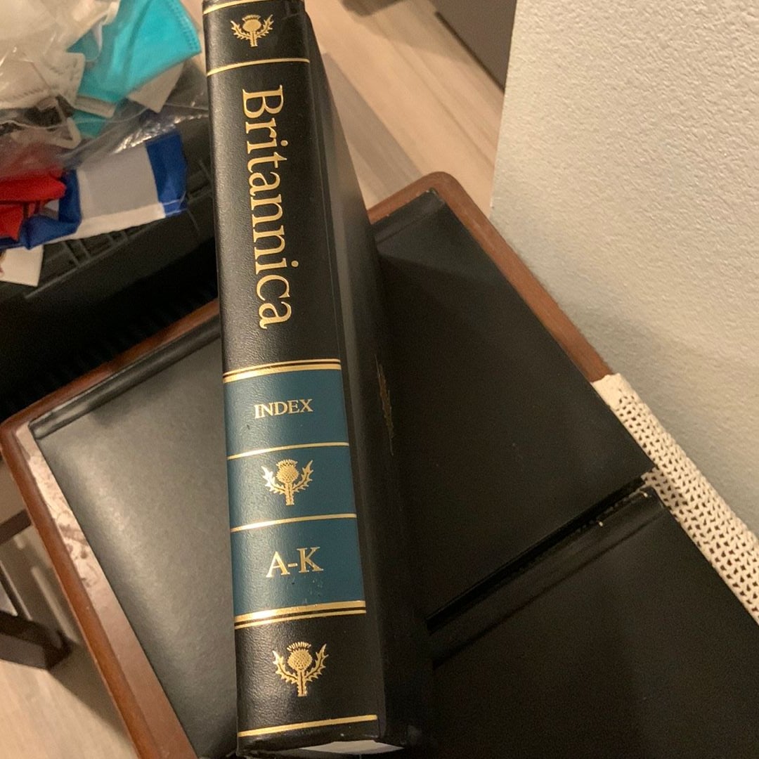 Encyclopedia Britannica A-Z by Brittanica, Hardcover | Pangobooks