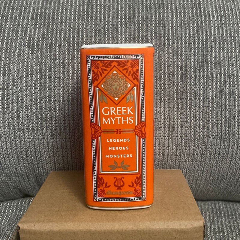 Illumicrate Book Orange Pot