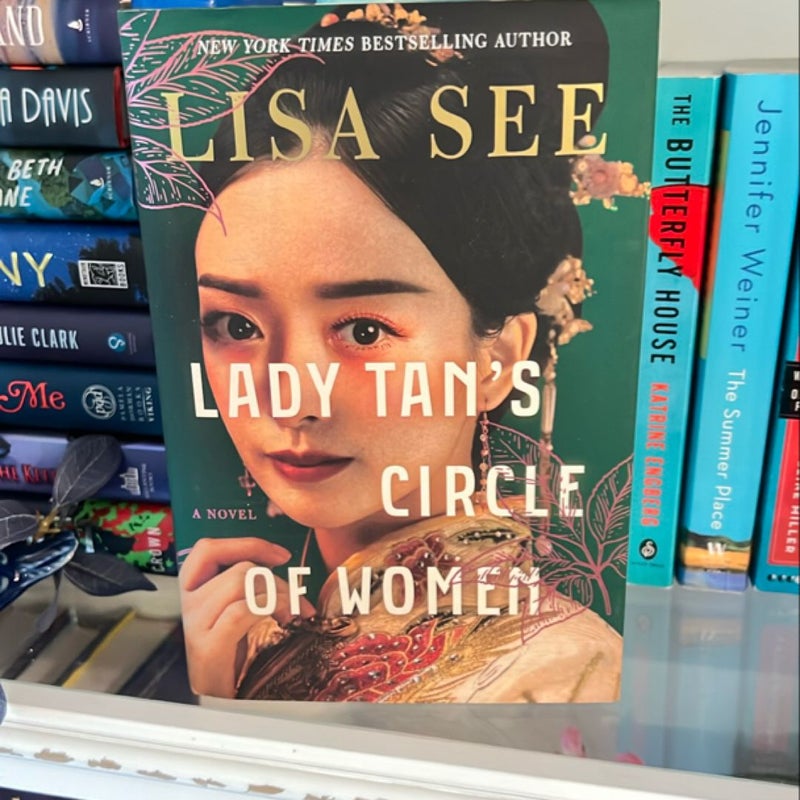 Lady Tan's Circle of Women