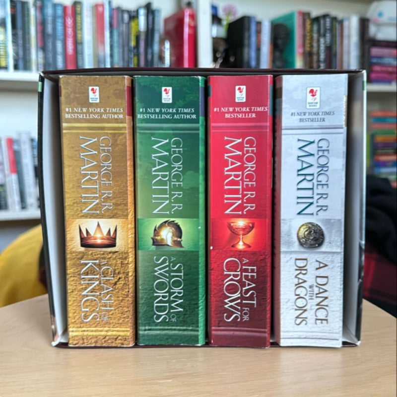 George R. R. Martin's a Game of Thrones 5-Book Boxed Set (Song of Ice and Fire Series)