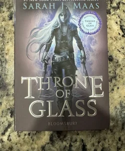 Throne of Glass Miniature Character Book 