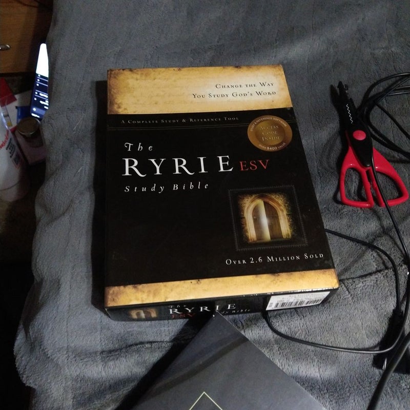 The Ryrie ESV Study Bible