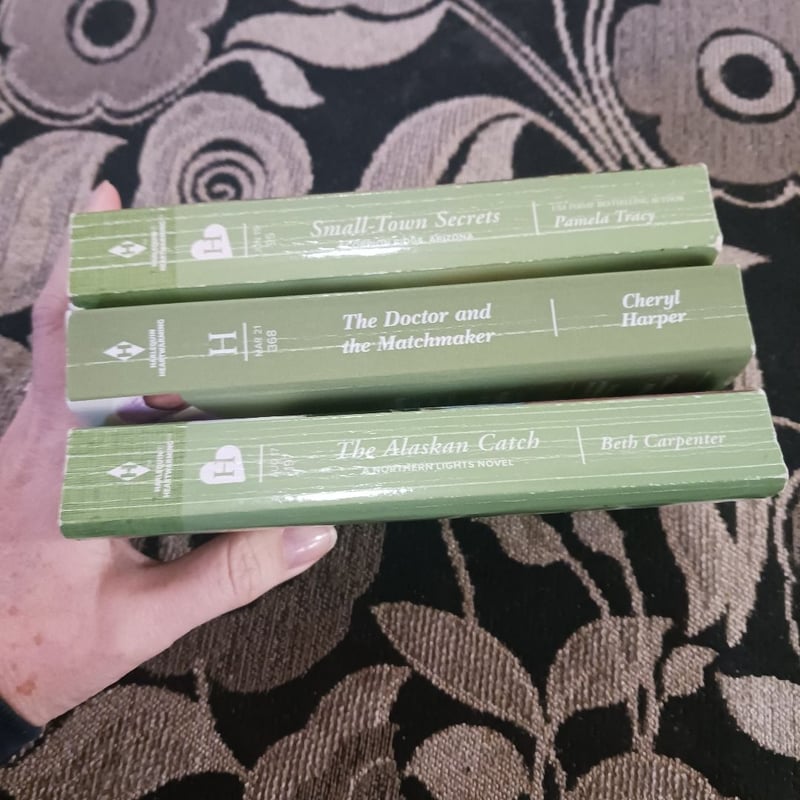 3 Harlequin Heartwarming Books