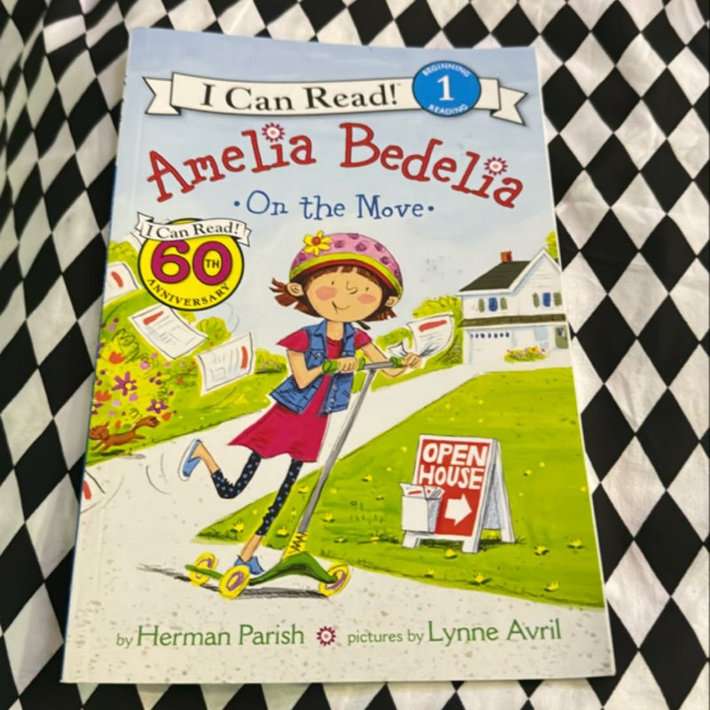 Amelia Bedelia on the Move