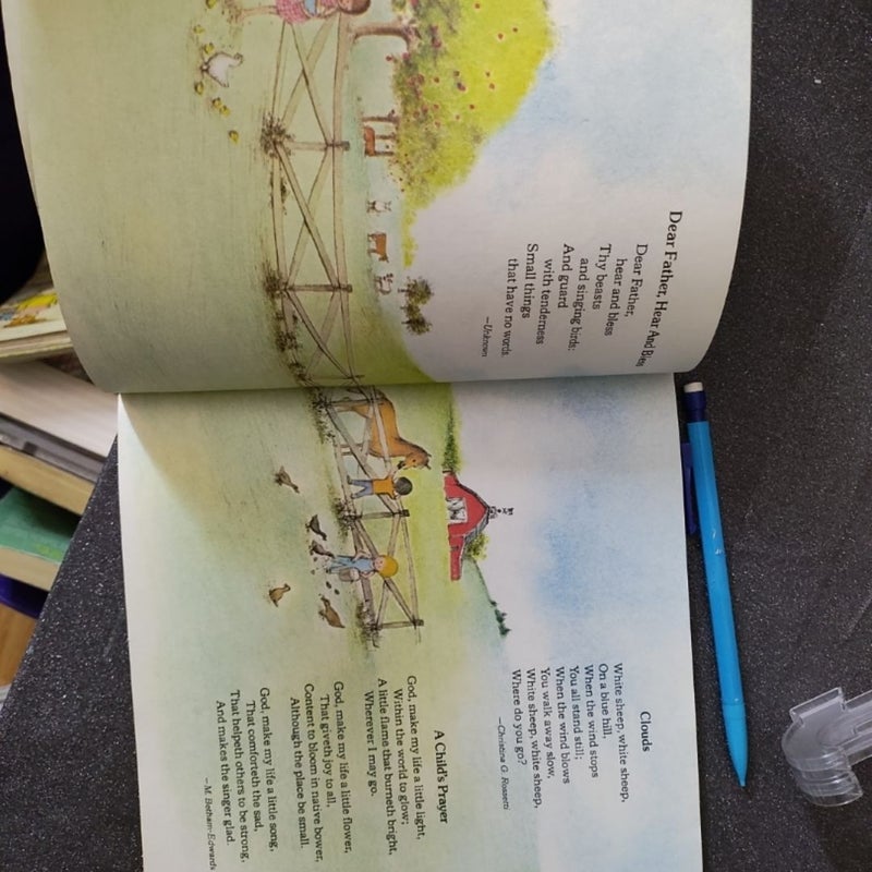 Poems and prayers for everyone Young vintage children's book 1973