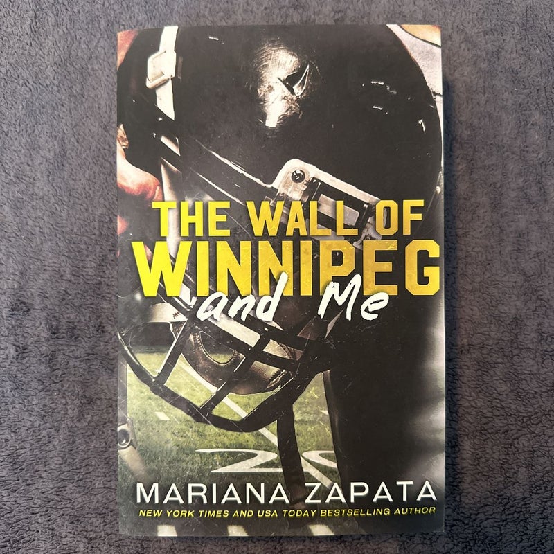 The Wall of Winnipeg and Me by Mariana Zapata, Paperback Pangobooks