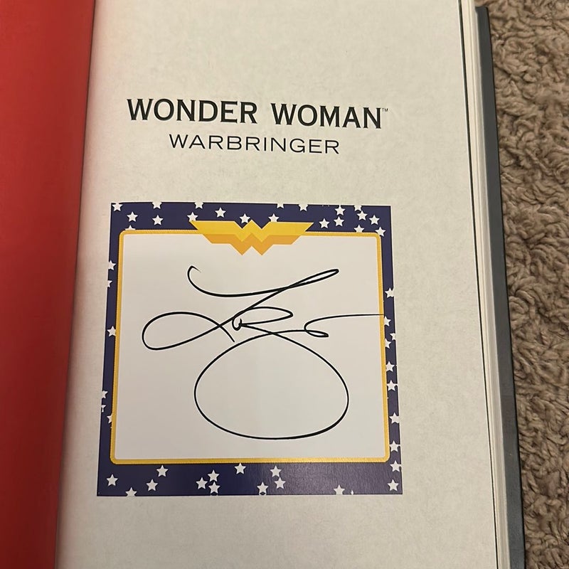 Wonder Woman: Warbringer signed 