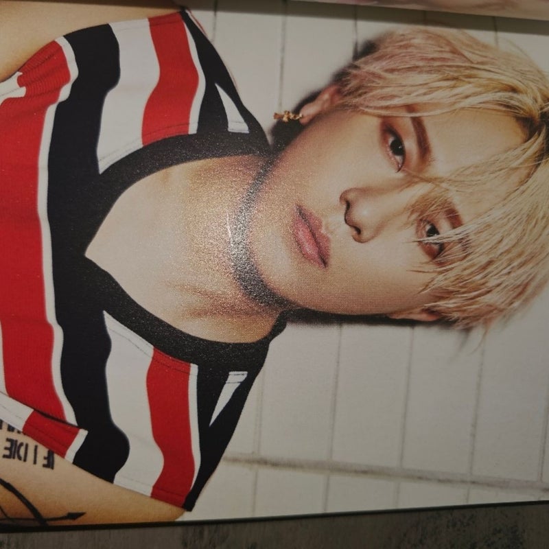 Beast kpop art book