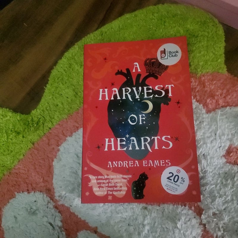 A Harvest of Hearts: Deluxe Stenciled Edges