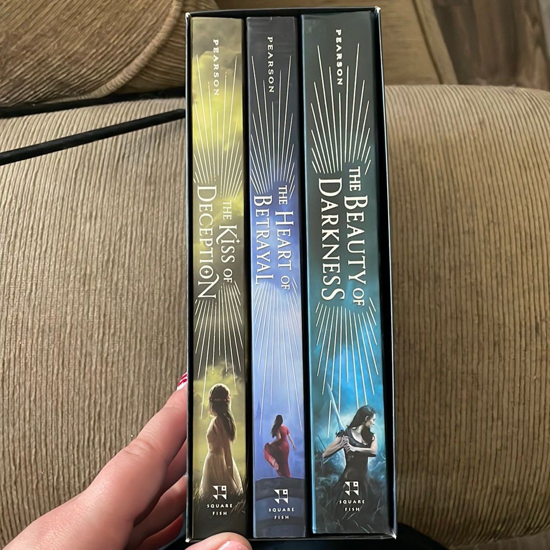 The Remnant Chronicles Boxed Set By Mary E Pearson Paperback Pangobooks