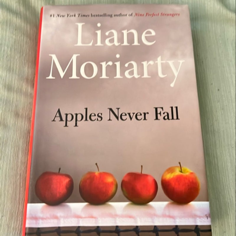 Apples Never Fall