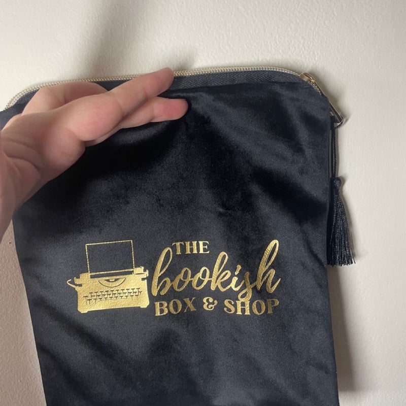 The plated prisoner inspired kindle bag from bookish box