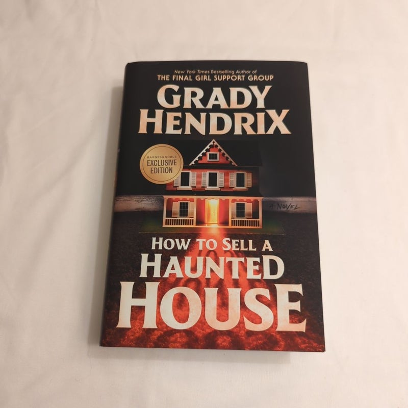 **B&N EXCLUSIVE** How to Sell a Haunted House