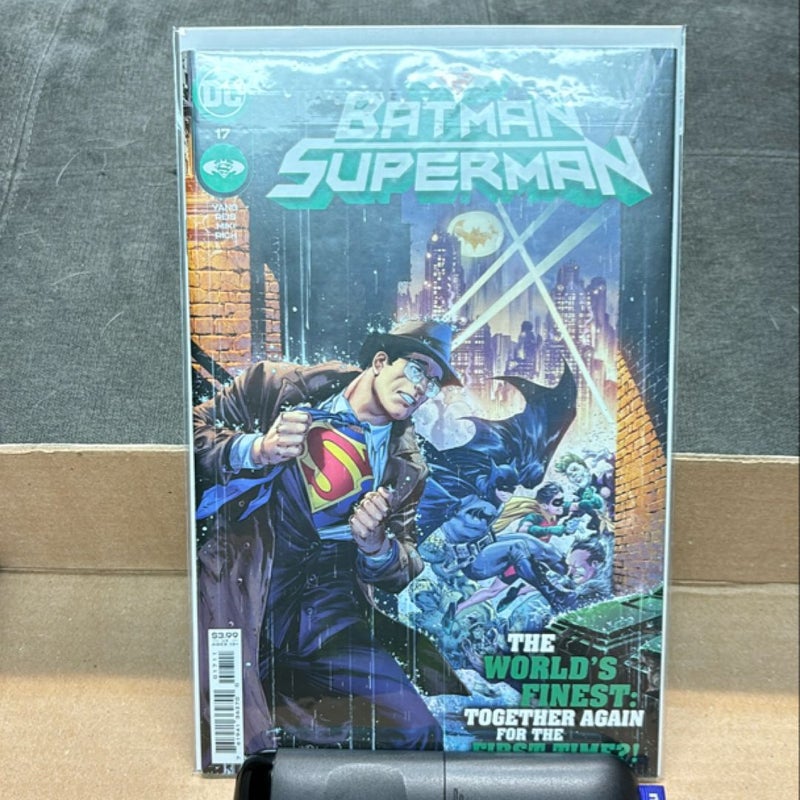 Batman/Superman issue 17