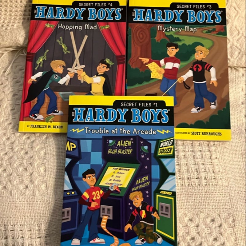 Bundle 6 Hardy Boys Secret Files and Nancy Drew Clue Crew books