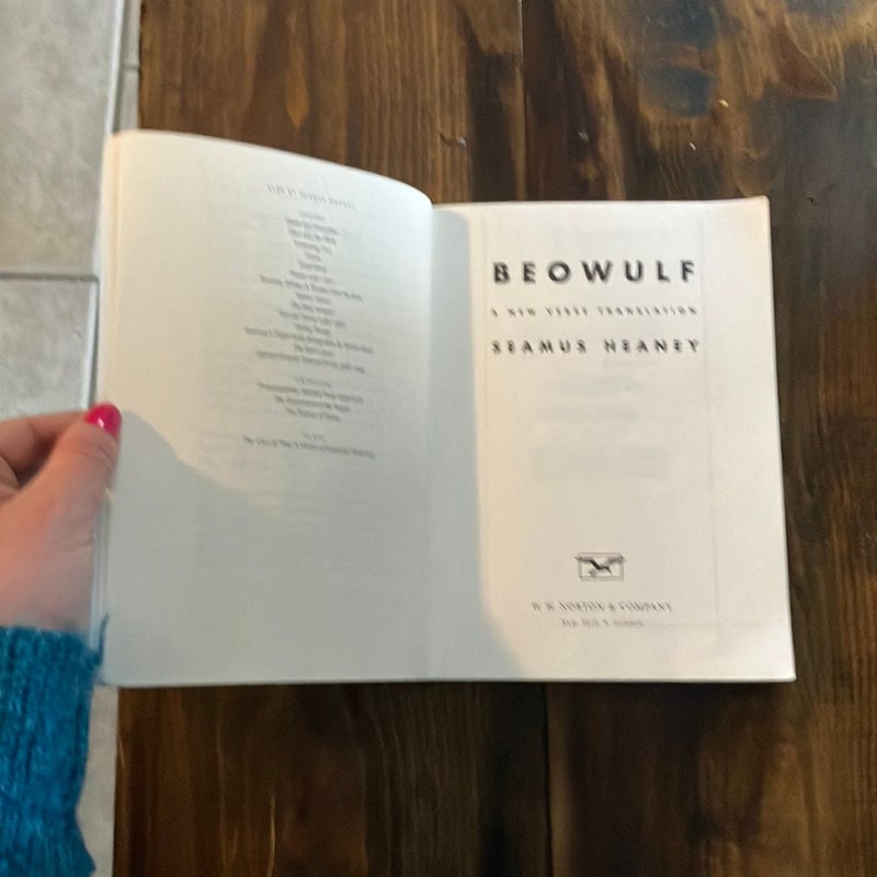 Beowulf: a New Verse Translation - Bilingual Edition