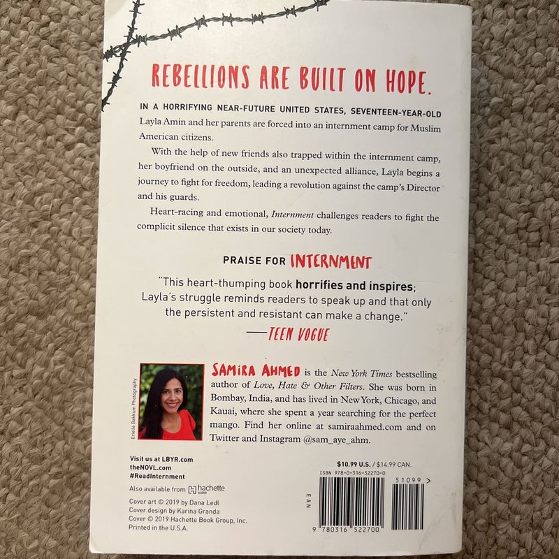 Internment by Samira Ahmed, Paperback | Pangobooks