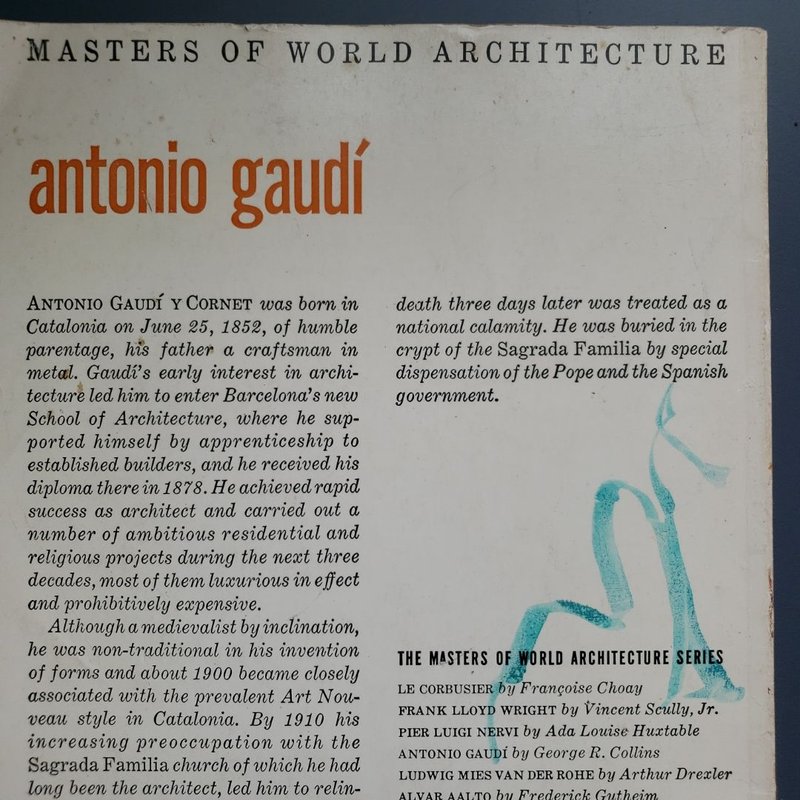 Antonio Gaudi by George R. Collins, Paperback | Pangobooks