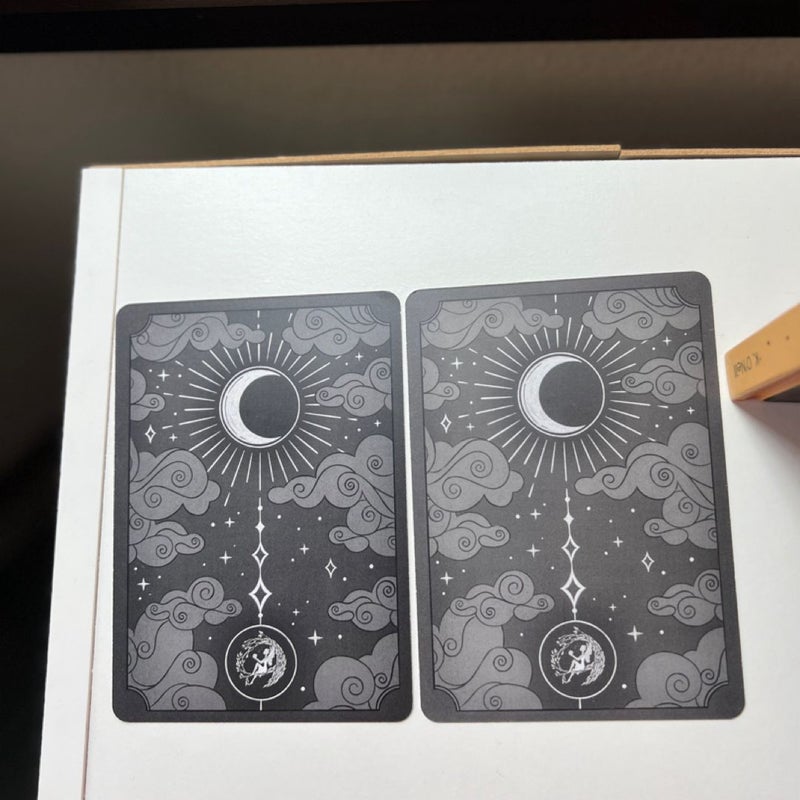 Fairyloot Tarot Cards Queen and King of Moons 