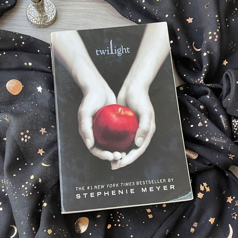 Twilight - Romance Vampires Shape Shifter Romance 