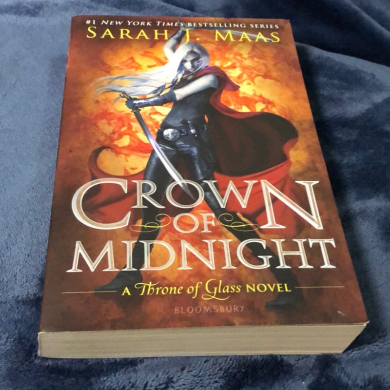 Crown of Midnight OOP Cover