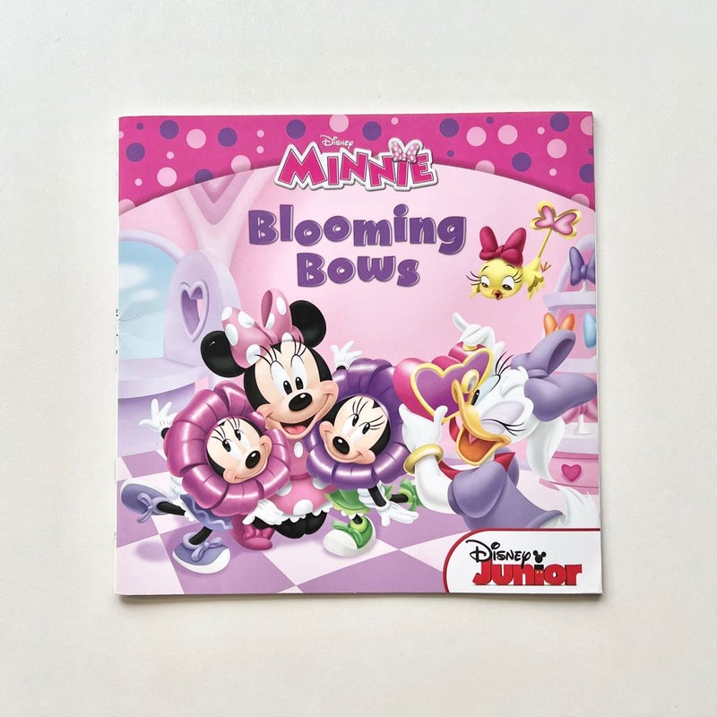 Minnie Blooming Bows