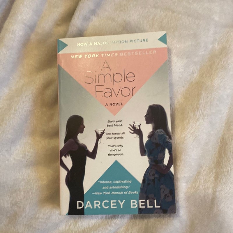 A Simple Favor [Movie Tie-In]