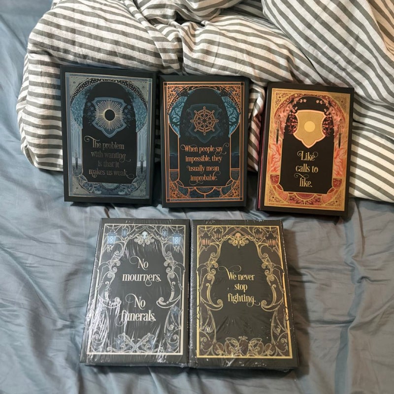 Grishaverse- OWLCRATE Collection Shadow and Bone