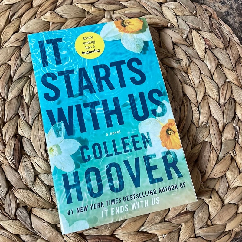 It Starts with Us by Colleen Hoover, Paperback Pangobooks