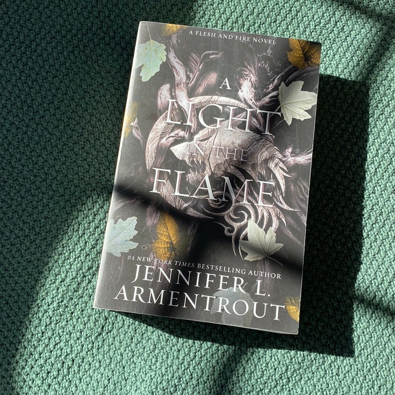 A Light in the Flame by Jennifer L. Armentrout, Paperback Pangobooks