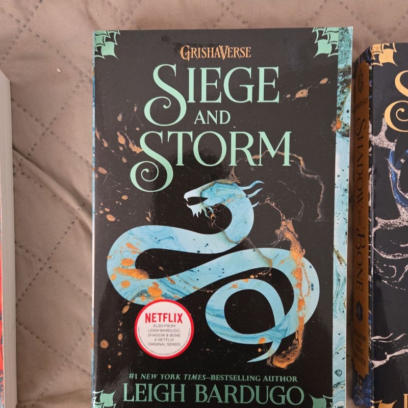 Shadow and bone TRILOGY