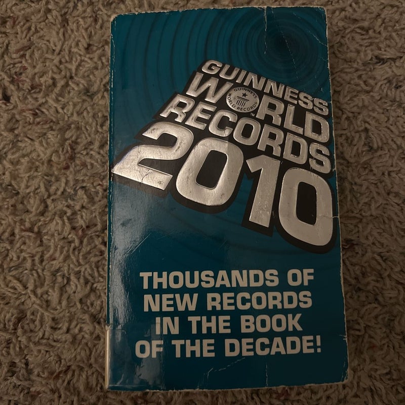 Guinness World Records 2010 by Craig Glenday