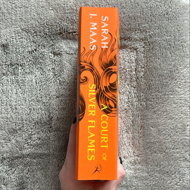 A Court of Silver Flames