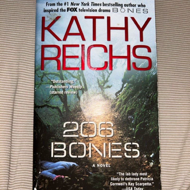 206 Bones Kathy Reichs paperback tv show forensic anthropologist Temperence Brennan 