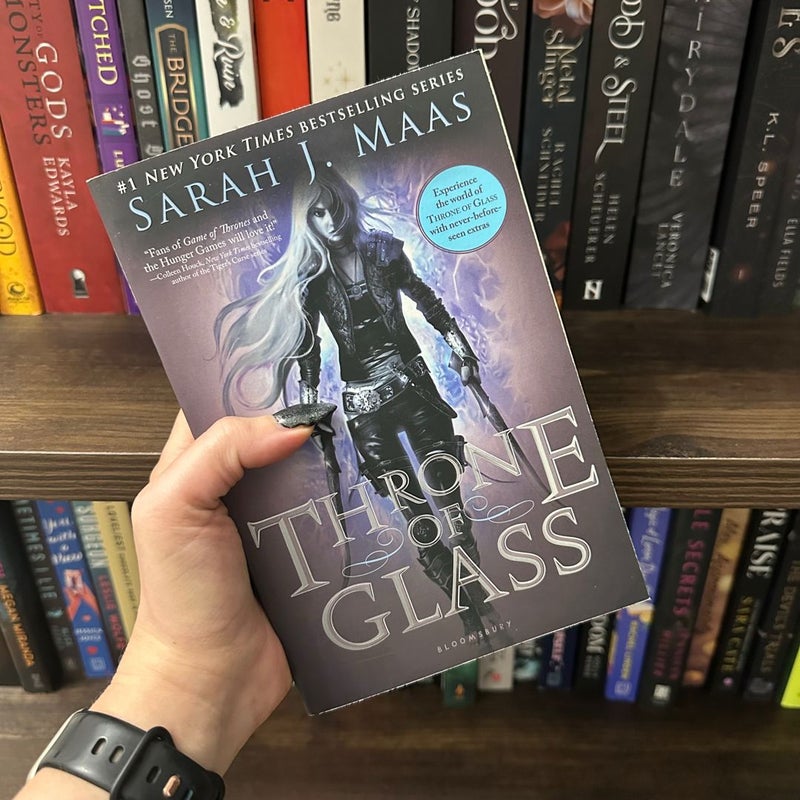 Throne of Glass by Sarah J Maas OOP Paperback