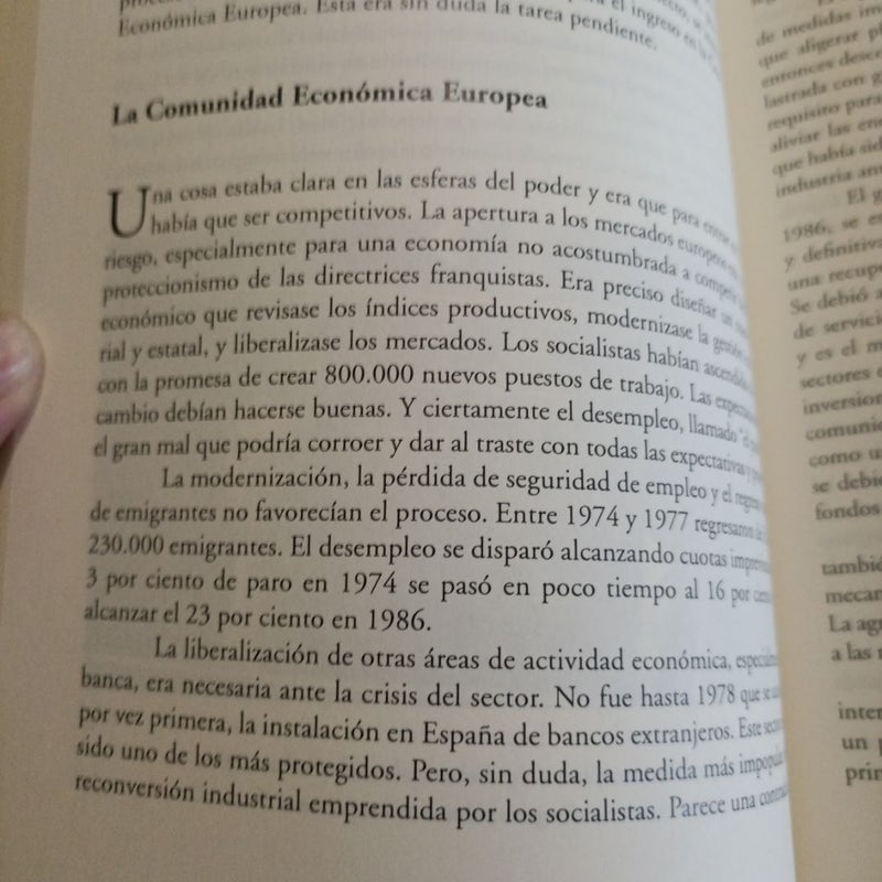 España y Las Luchas Por la Modernidad