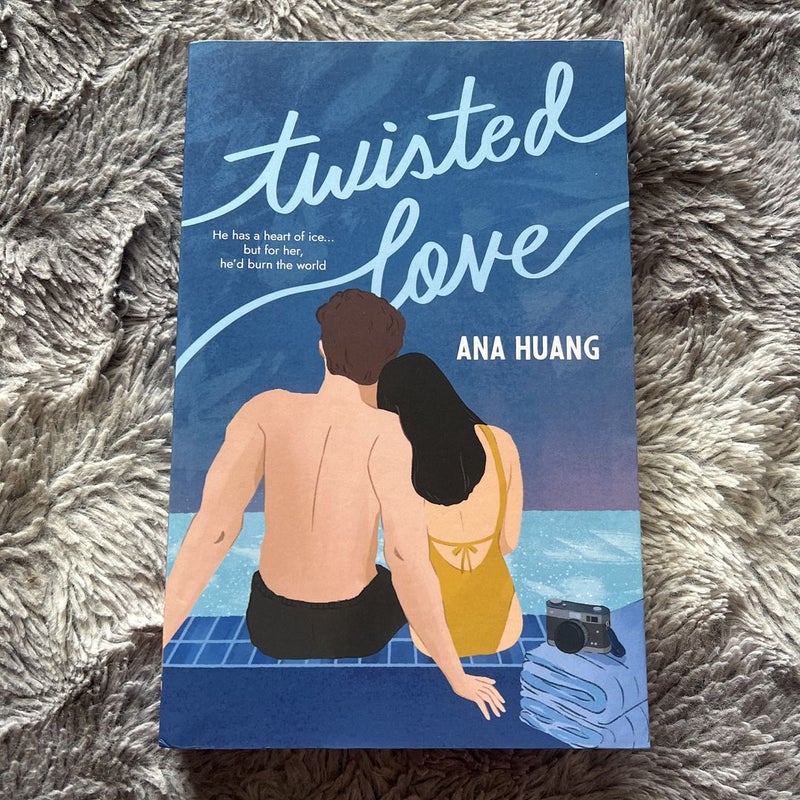 Twisted Love - Signed Limited Steamy Lit Edition by Ana Huang, Paperback