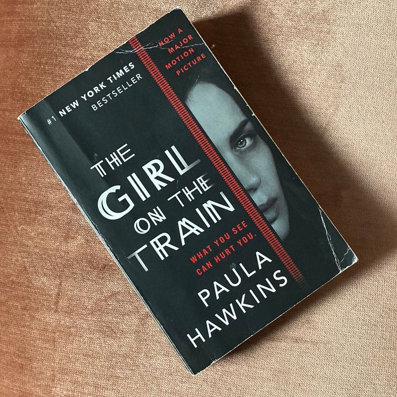 The Girl on the Train (Movie Tie-In)