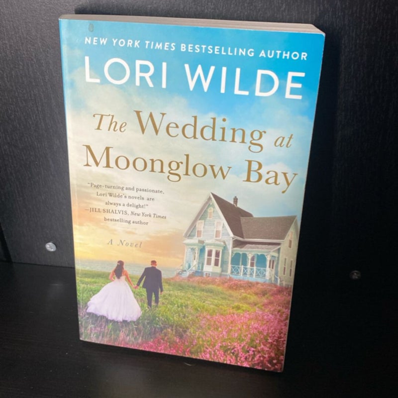 The Wedding at Moonglow Bay